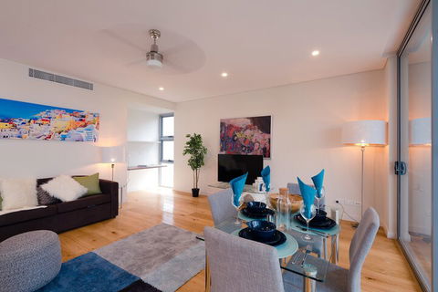 Pelicanstay In Bondi Junction - New South Wales Tourism  5