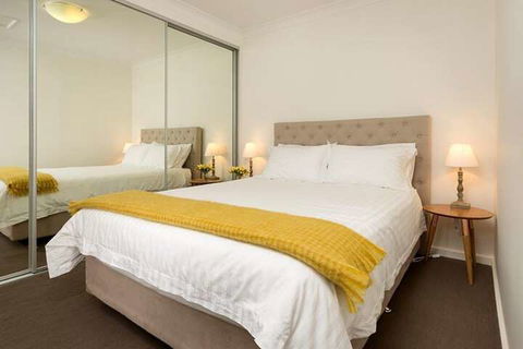Living In Luxury Central & Sophisticated - New South Wales Tourism  0