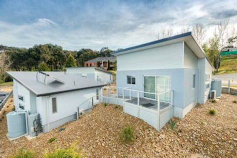 Albury Yalandra Apartment 1 - New South Wales Tourism  0