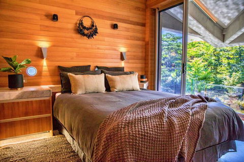 Alkira Award Winning Luxury Holiday Home - New South Wales Tourism  7