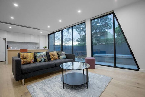106 Modern Prestige 3 Storey New Establishment - New South Wales Tourism  5