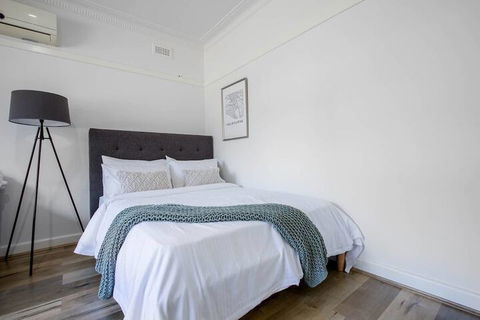 88 Peaceful Blackburn House - New South Wales Tourism  5