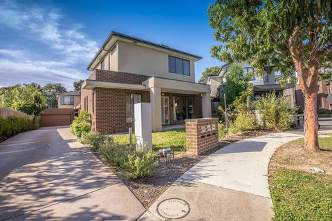 70 Greenbell Doncaster - New South Wales Tourism  1