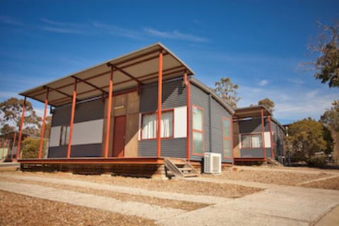 Eaglehawk Holiday Park Canberra - New South Wales Tourism  0