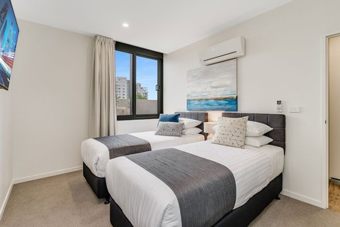 Beau Monde Apartments Newcastle - Verve Apartments - New South Wales Tourism  6
