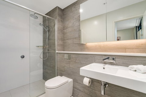 Beau Monde Apartments Newcastle - Verve Apartments - New South Wales Tourism  5