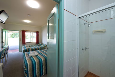 Lamington Hotel Motel - New South Wales Tourism  6