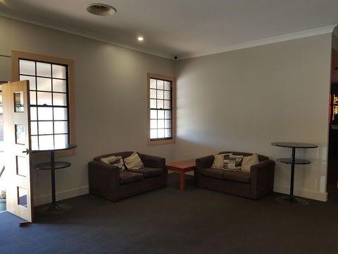 Lamington Hotel Motel - New South Wales Tourism  0