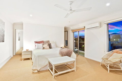 Beachside Holiday Escape - New South Wales Tourism  6