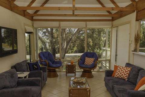 Tranquillity On Riverview 33 Riverview Drive - New South Wales Tourism  4