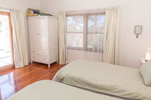 The Banksia 3 Banksia Court - New South Wales Tourism  4