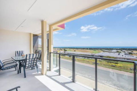 The Oasis 6 Turnberry Drive - New South Wales Tourism  0