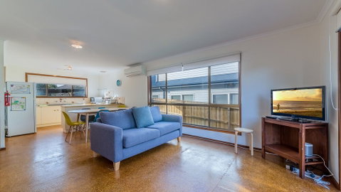 Pescarina Free Wifi & Netflix - New South Wales Tourism  1