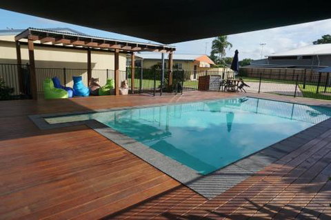 YAL Cairns A Motel That Makes A Difference - New South Wales Tourism  0