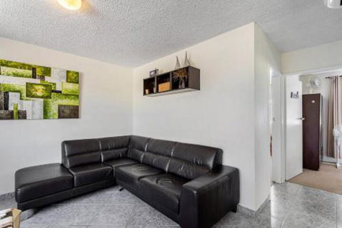 Sunset Court Unit 1 / 3 Resthaven Avenue - New South Wales Tourism  5