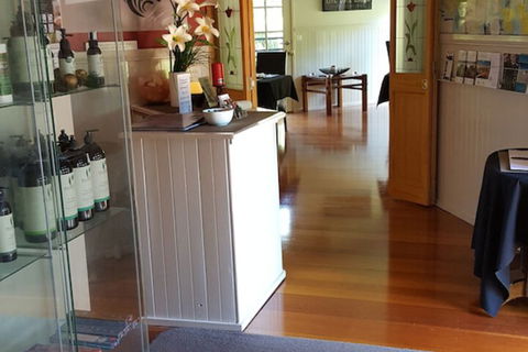 Venus Escapes Guesthouse - New South Wales Tourism  6