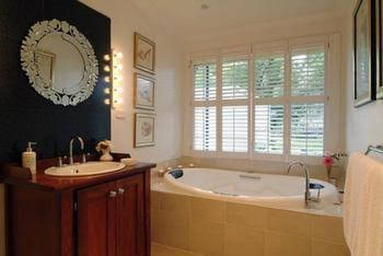 Belle Escapes Barossa - New South Wales Tourism  0