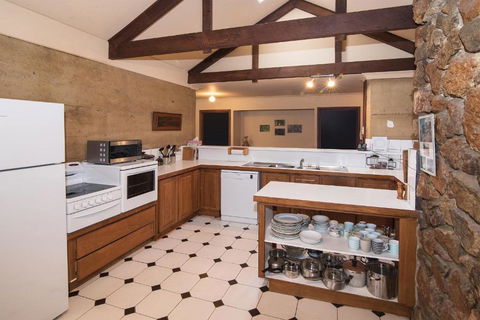 Trastevere Cowaramup Farm House - New South Wales Tourism  4