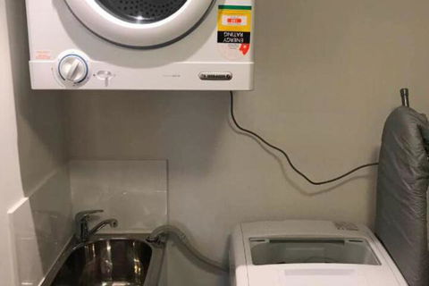 Liverpool New Apt 2BR & 2Bath - New South Wales Tourism  2