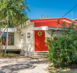 A SWEET ESCAPE Beachcombers Cottage Beachfront - New South Wales Tourism 