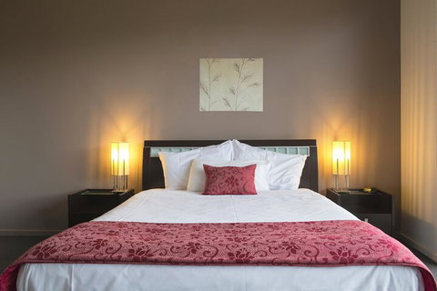 De'Vine Escape - New South Wales Tourism  3