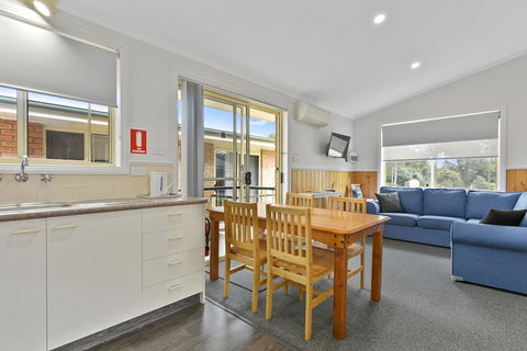 Mason's Cottages - New South Wales Tourism  2