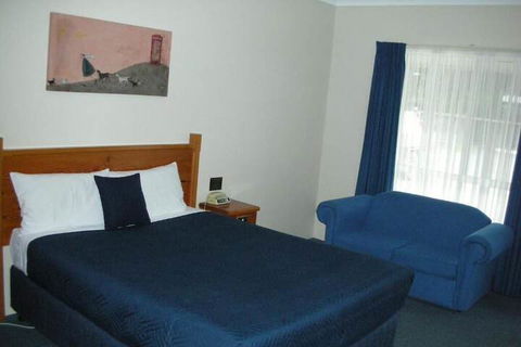Breakout Motor Inn - New South Wales Tourism  6
