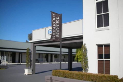 Breakout Motor Inn - New South Wales Tourism  2