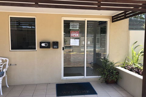Hervey Bay Motel - New South Wales Tourism  1