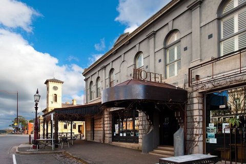 Hotel Frangos - New South Wales Tourism  1