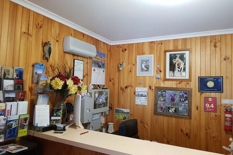 Kookaburra Motor Lodge - New South Wales Tourism  1