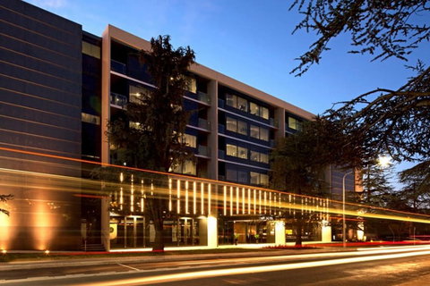 East Hotel - New South Wales Tourism  1