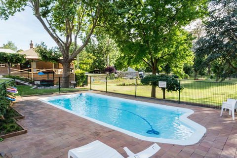 Berrima Bakehouse Motel - New South Wales Tourism  4