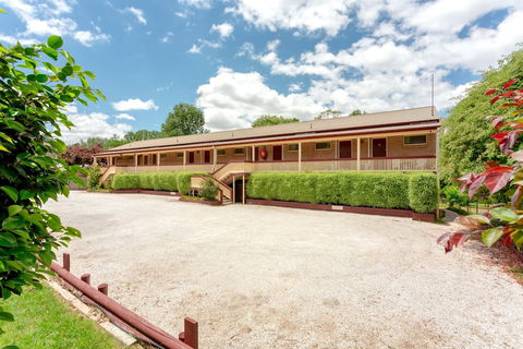 Berrima Bakehouse Motel - New South Wales Tourism  2