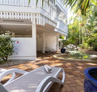 The White House Port Douglas - New South Wales Tourism 