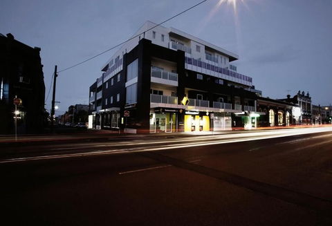 Tyrian Serviced Apartments Fitzroy - New South Wales Tourism  3