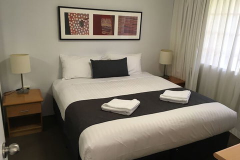 Oxley Court Serviced Apartments - New South Wales Tourism  7