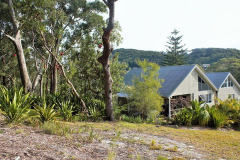 Nelson Bay Bed & Breakfast - New South Wales Tourism  4