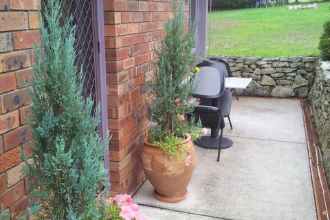 Crimson Villa - New South Wales Tourism  1