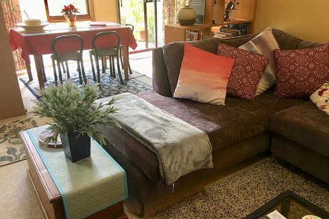 Crimson Villa - New South Wales Tourism  6