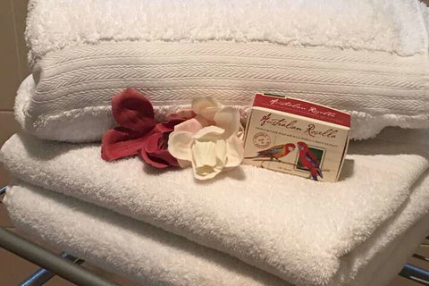 Crimson Villa - New South Wales Tourism  3