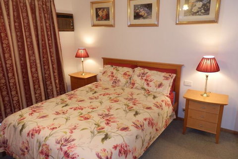 Mast Gully Gardens Bed & Breakfast - New South Wales Tourism  6