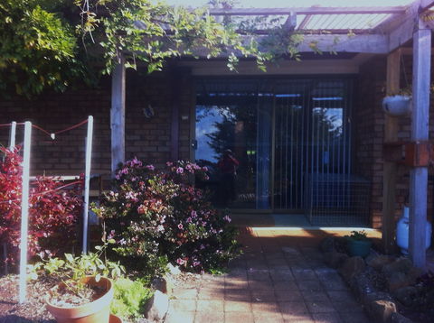 Blueberry B & B - New South Wales Tourism  0