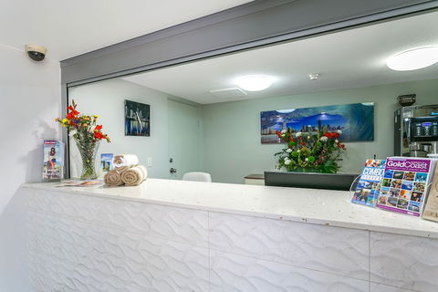 Surfers Beachside Holiday Apartments - New South Wales Tourism  4