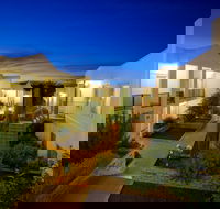 Hawthorn Gardens Serviced Apartments - New South Wales Tourism 