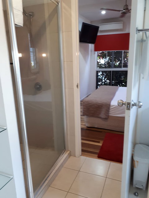 Airlie Apartments - New South Wales Tourism  5