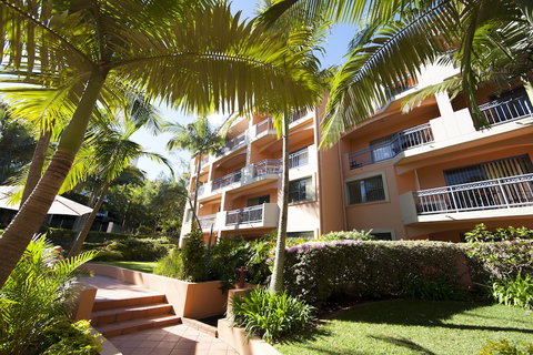 Bella Mare Beachside Apartments - New South Wales Tourism  4