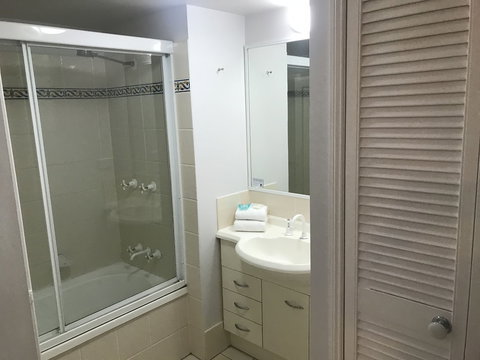 Bella Mare Beachside Apartments - New South Wales Tourism  6