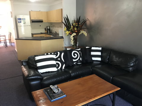 Bella Mare Beachside Apartments - New South Wales Tourism  3