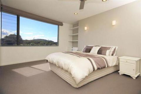 Boomerang Breeze 1 - New South Wales Tourism  3